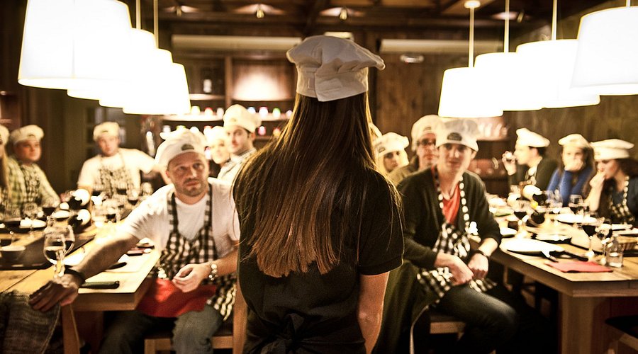 Muito Além de um Jantar: Uma Imersão Cultural